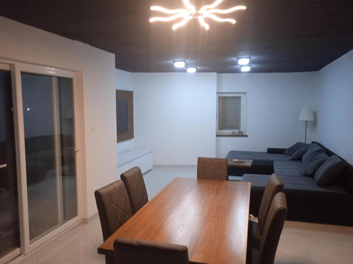 Ferienwohnung Anton Povlja  Exterior foto