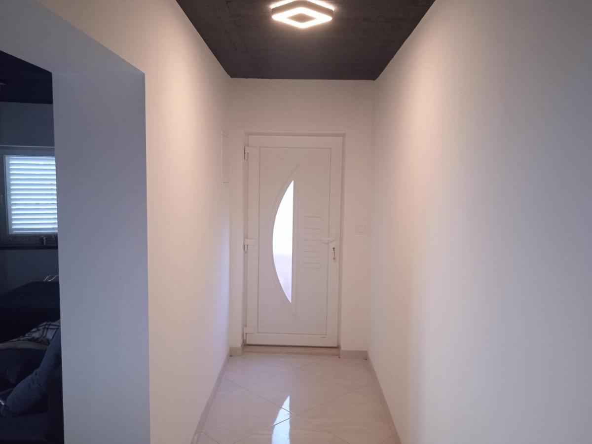 Ferienwohnung Anton Povlja  Exterior foto